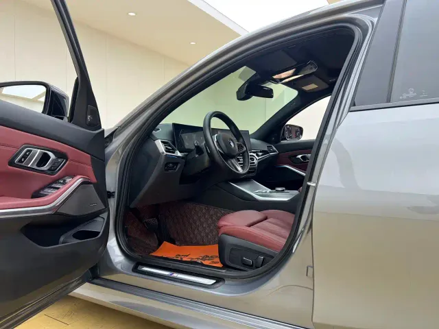 BMW 3 Series — Фото автомобиля 8