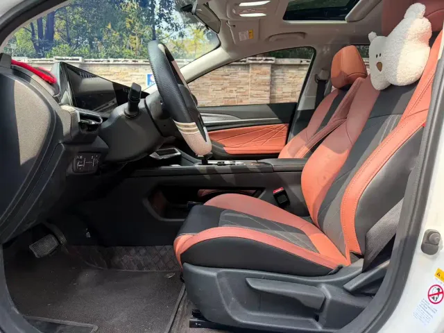 Changan Eado — Фото автомобиля 6