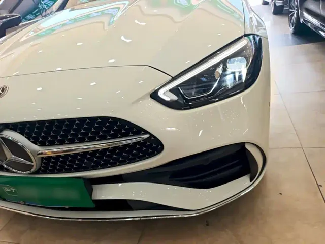 Mercedes-Benz C-Class — Фото автомобиля 23