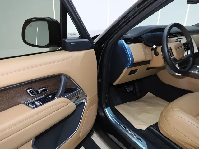 Land Rover Range Rover — Фото автомобиля 10