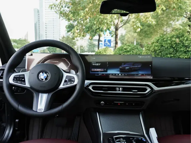 BMW 3 Series — Фото автомобиля 25