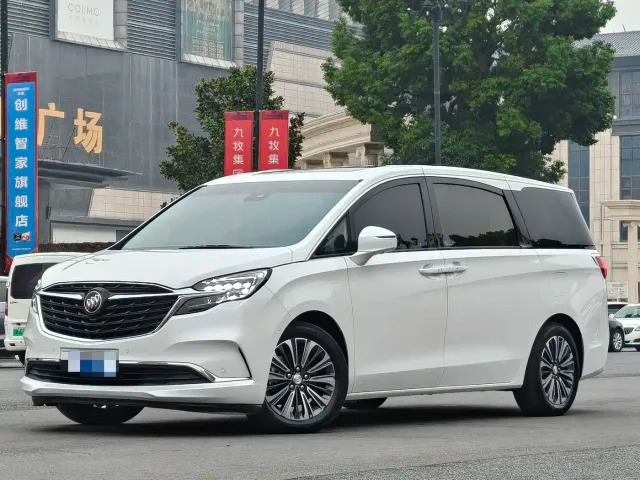 Фотография автомобиля — Buick GL8