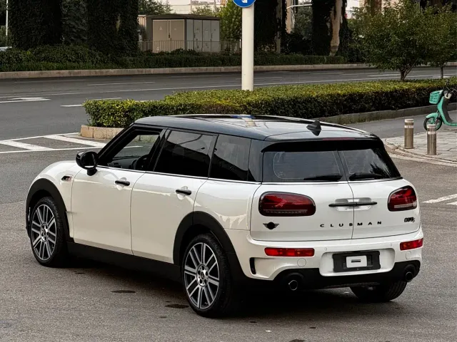 MINI Clubman — Фото автомобиля 11