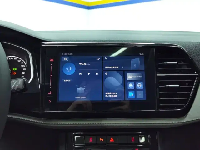Jetta VS5 — Фото автомобиля 13