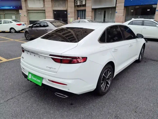 Geely Xingrui — Фото автомобиля 6