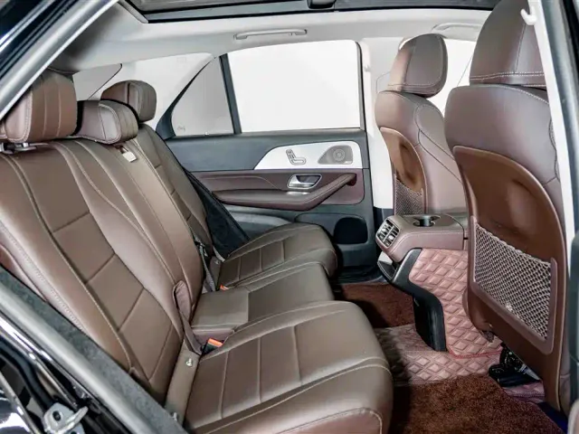 Mercedes-Benz GLE-Class — Фото автомобиля 21