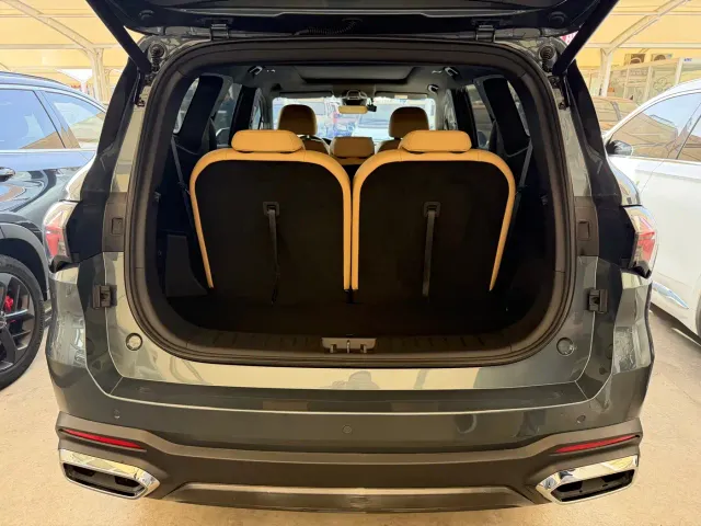 Geely Haoyue L — Фото автомобиля 10