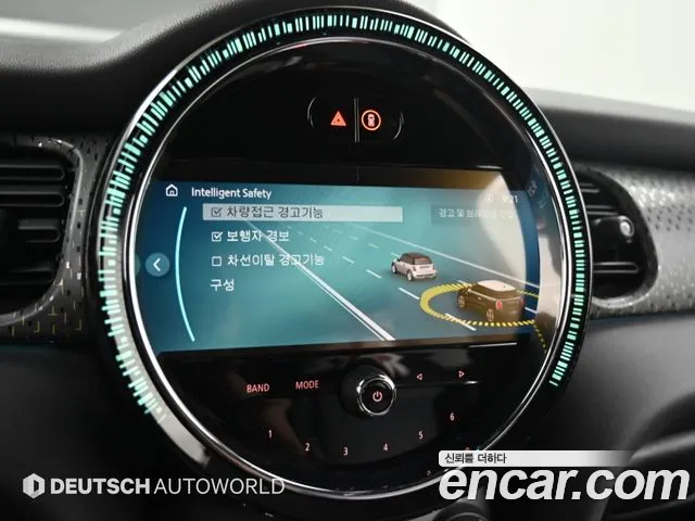 MINI Cooper Cooper Electric — Фото автомобиля 17