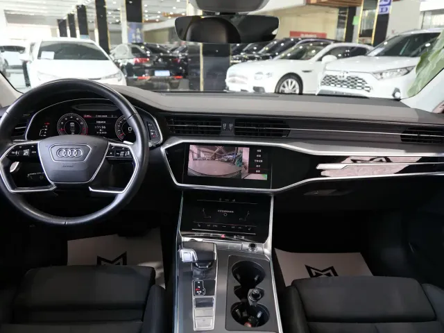 Audi A7 — Фото автомобиля 11