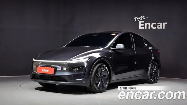 Фотография автомобиля — Tesla Model Y