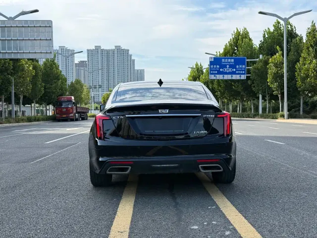 Cadillac CT5 — Фото автомобиля 10
