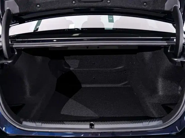 BMW 5 Series — Фото автомобиля 29