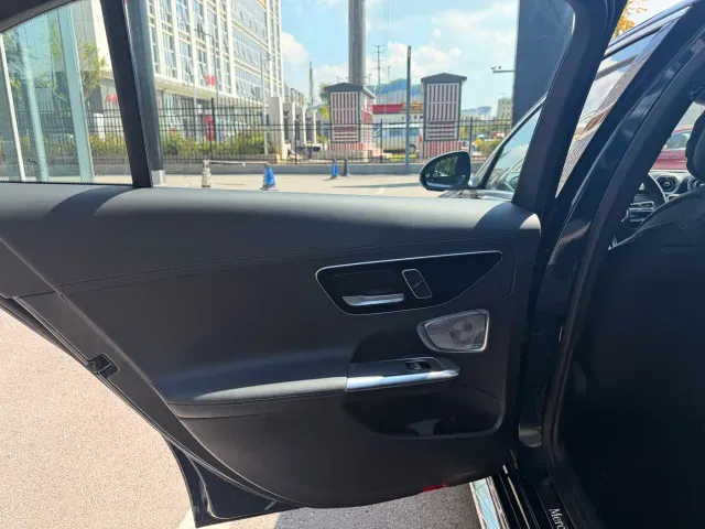 Mercedes-Benz C-Class — Фото автомобиля 17