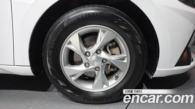 Hyundai AVANTE Avante (CN7) 1.6 LPi (Для проката) — Фото автомобиля 5