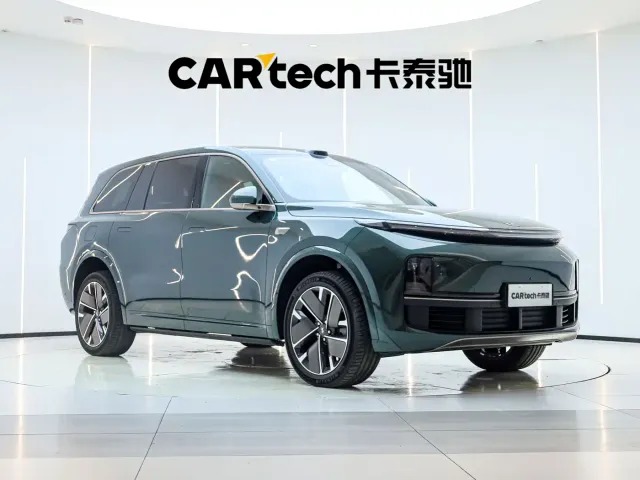 Li Auto L9 — Фото автомобиля 14