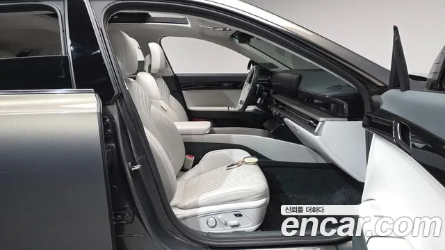 Hyundai Grandeur GN7 — Фото автомобиля 16