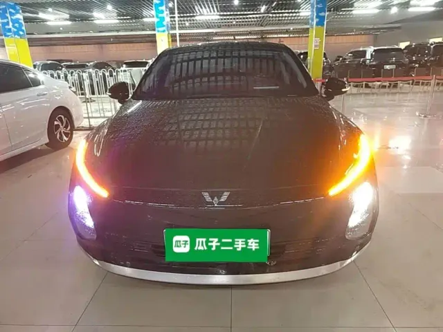 Wuling Starlight — Фото автомобиля 2