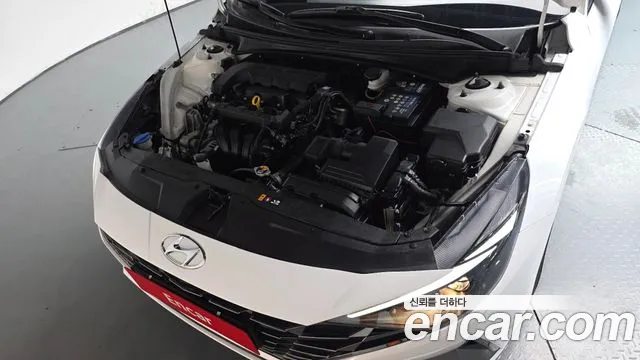 Hyundai AVANTE Avante (CN7) — Фото автомобиля 6