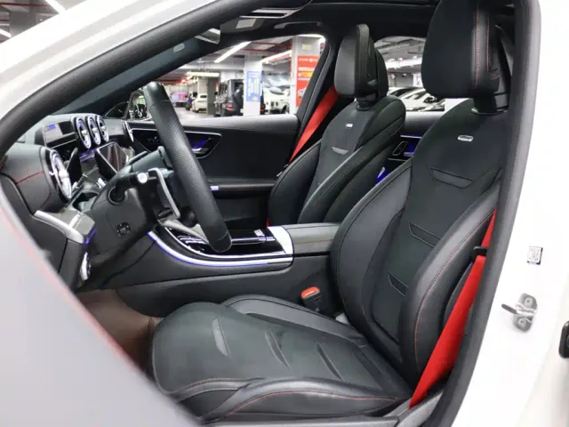 Mercedes-Benz C-Class AMG — Фото автомобиля 11