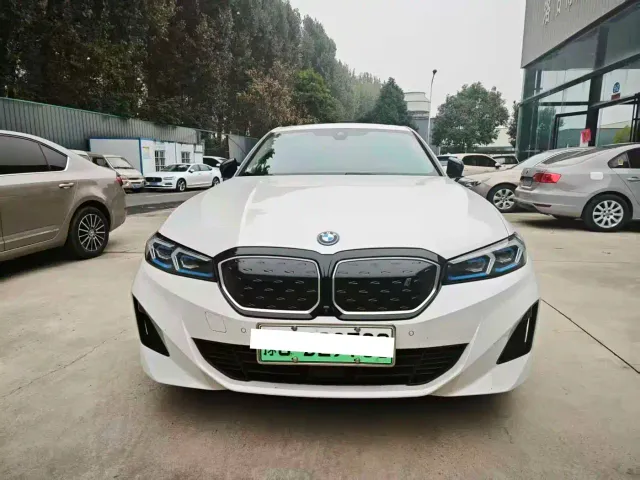 BMW i3 — Фото автомобиля 5