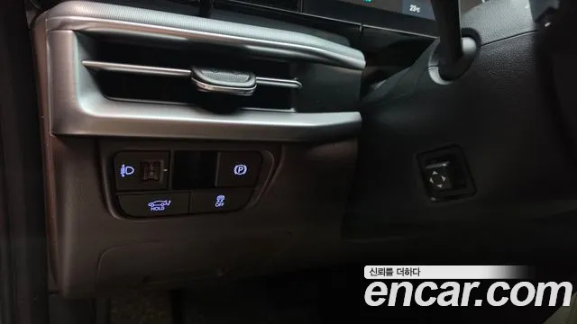 Hyundai Grandeur GN7 — Фото автомобиля 28
