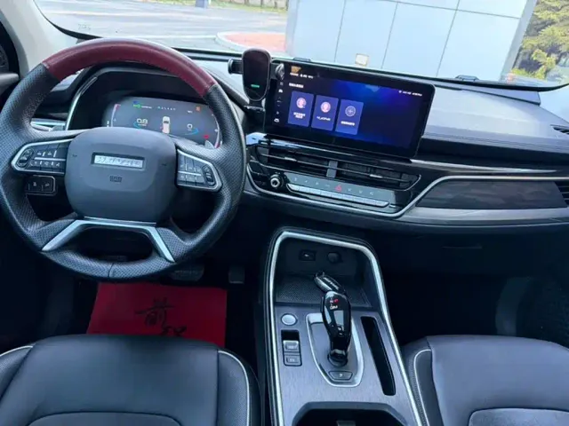 Haval H6 — Фото автомобиля 18