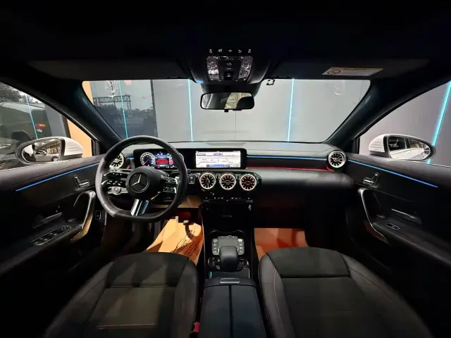 Mercedes-Benz A-Class — Фото автомобиля 9