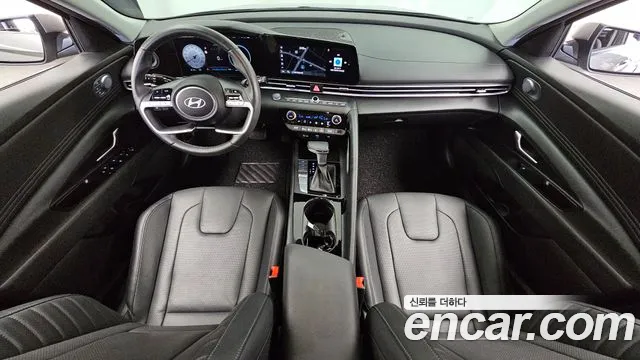 Hyundai Avante CN7 — Фото автомобиля 7