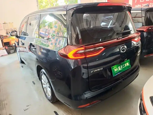 GAC Trumpchi M6 — Фото автомобиля 4