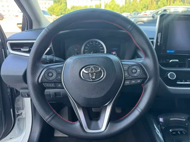 Toyota Corolla — Фото автомобиля 12