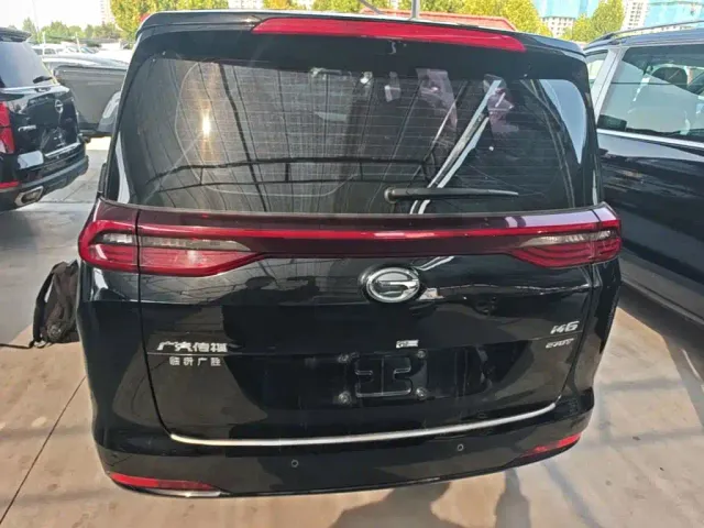 GAC Trumpchi M6 — Фото автомобиля 5