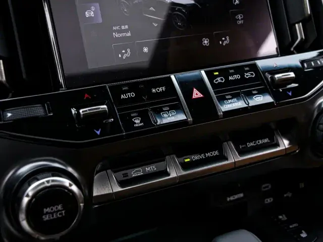 Lexus LX — Фото автомобиля 9