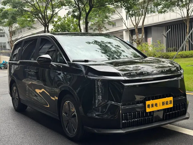 Maxus Dajia 7 — Фото автомобиля 3