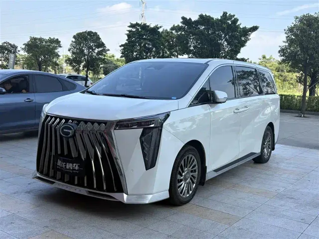 Фотография автомобиля — GAC Trumpchi M8
