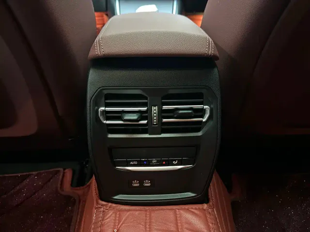 BMW 3 Series — Фото автомобиля 16