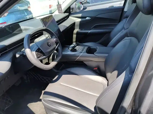 Changan Lamore — Фото автомобиля 14