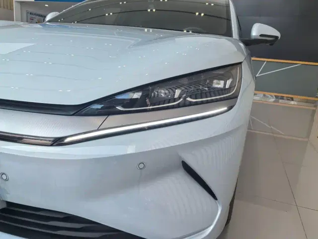 BYD Qin L 2025 Model EV 545KM Excellence Edition — Фото автомобиля 4