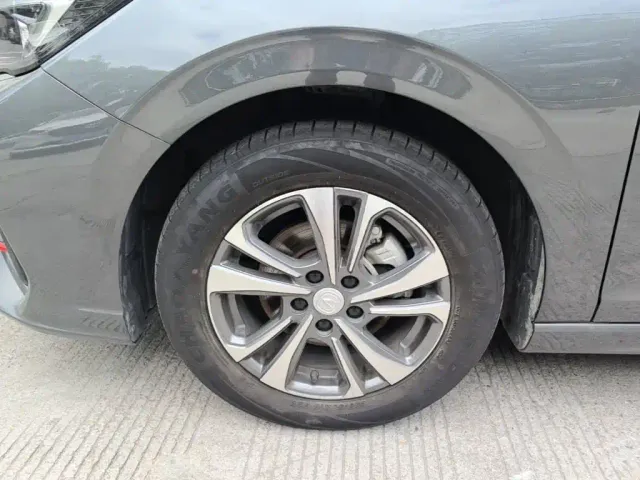 Changan Eado — Фото автомобиля 22