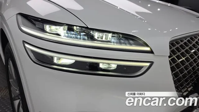 Genesis GV70 — Фото автомобиля 7