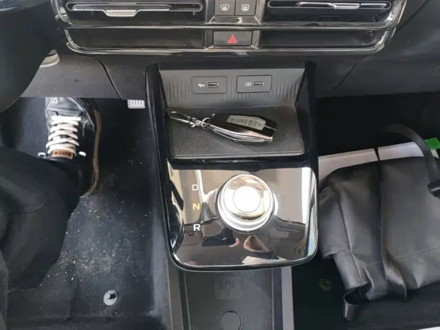 Geely Geometry E Firefly — Фото автомобиля 13