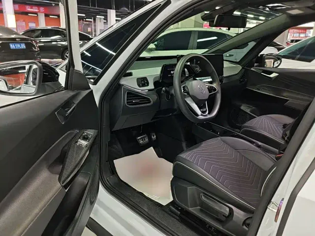 Volkswagen ID.3 — Фото автомобиля 15