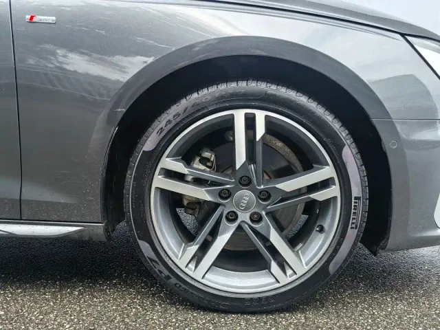 Audi A4L — Фото автомобиля 6