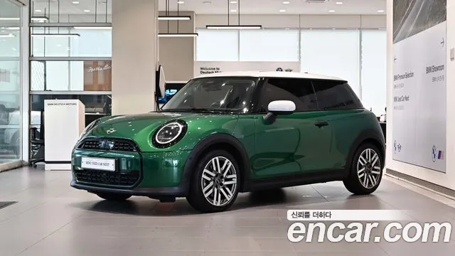 Фотография автомобиля — MINI Cooper Generation 4