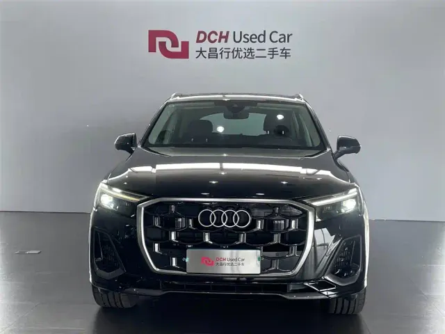 Audi Q7 — Фото автомобиля 3