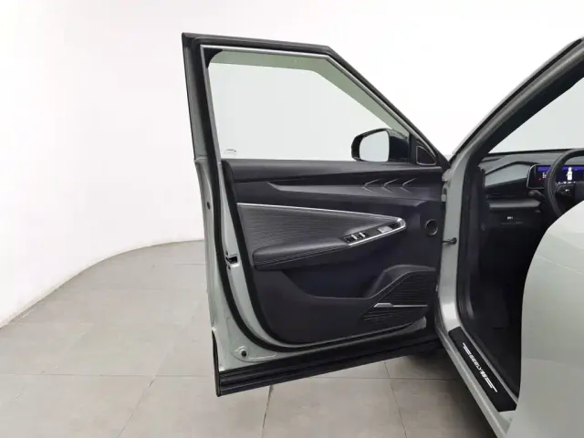 Geely Boyue — Фото автомобиля 8
