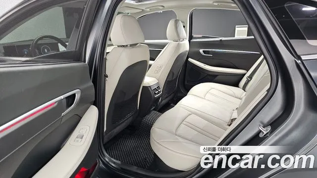 Hyundai Sonata Inspiration — Фото автомобиля 12