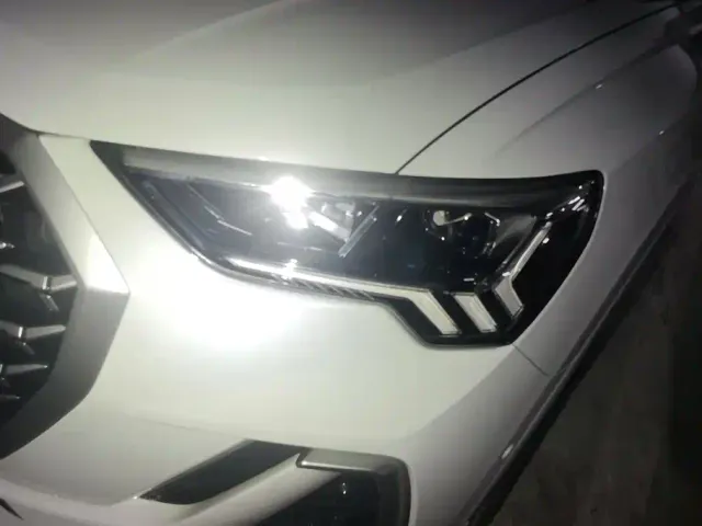 Audi Q3 — Фото автомобиля 5