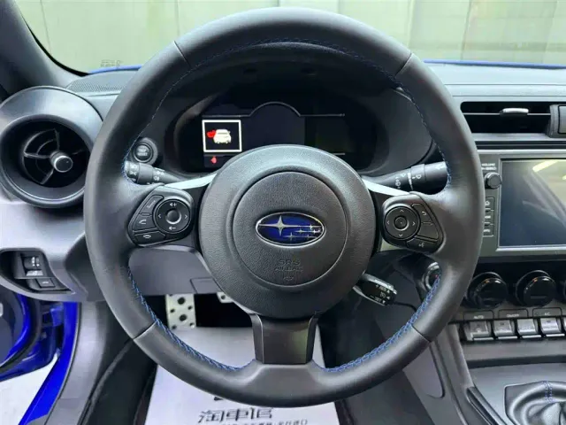 Subaru BRZ — Фото автомобиля 10