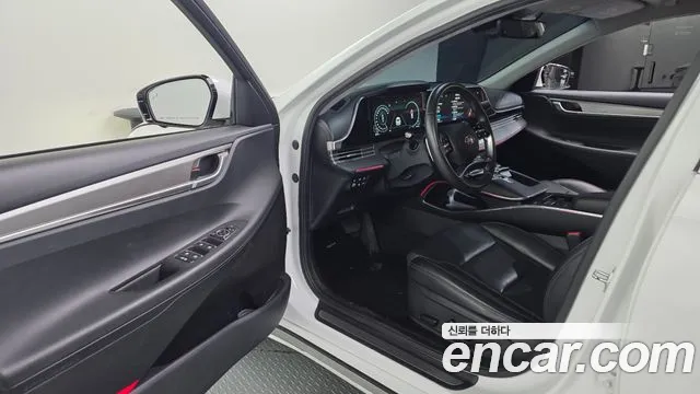 Hyundai Grandeur (New) Hybrid — Фото автомобиля 15