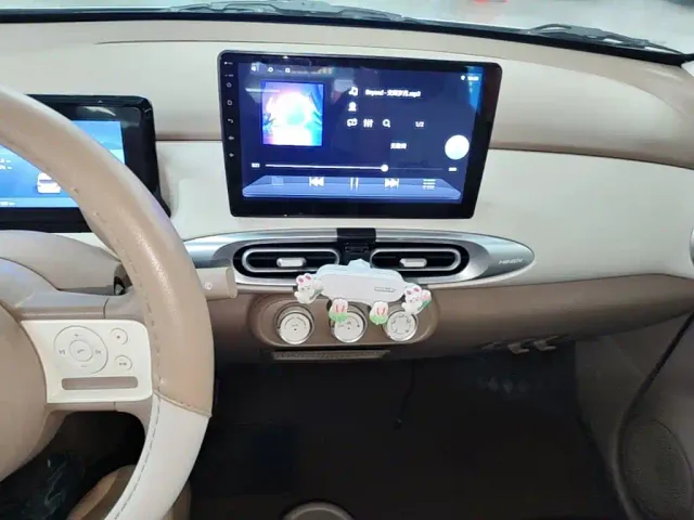 Wuling Hongguang Mini EV — Фото автомобиля 12